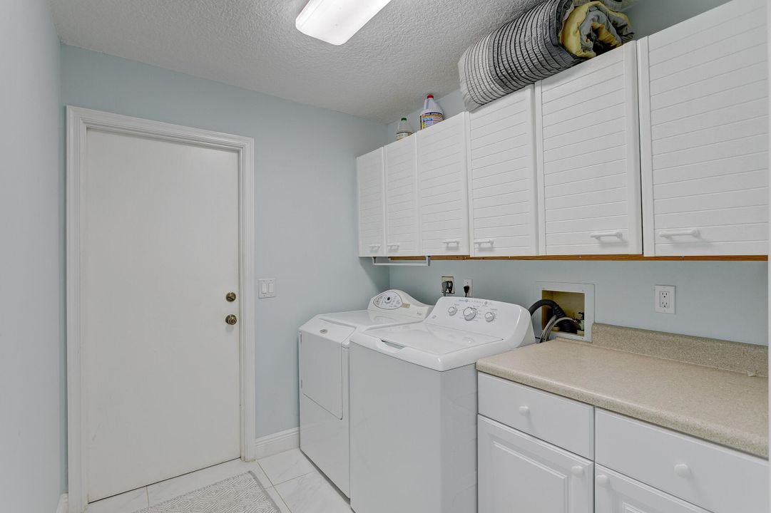 Active With Contract: $15,000 (3 beds, 2 baths, 2381 Square Feet)