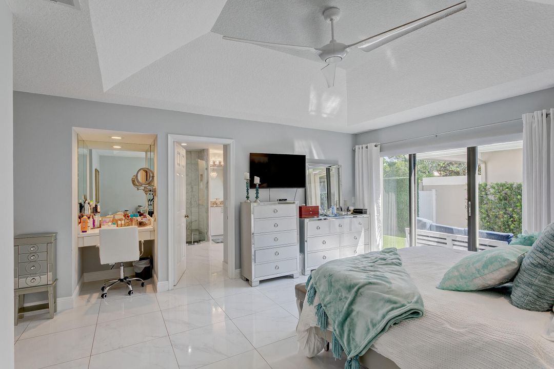 Active With Contract: $15,000 (3 beds, 2 baths, 2381 Square Feet)