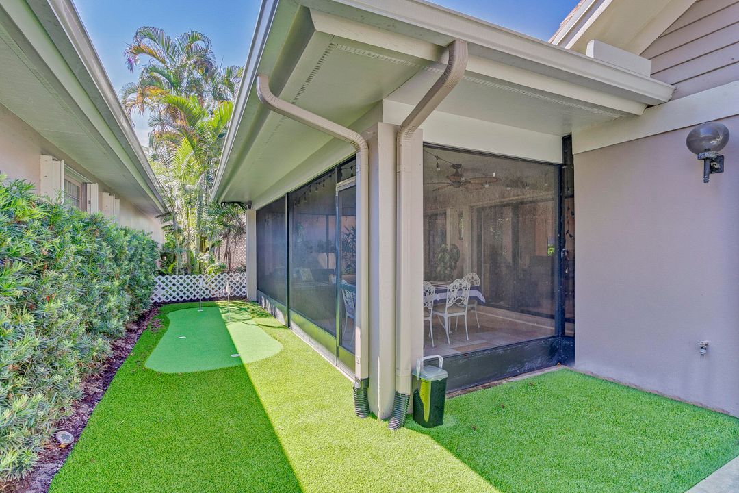 Active With Contract: $15,000 (3 beds, 2 baths, 2381 Square Feet)