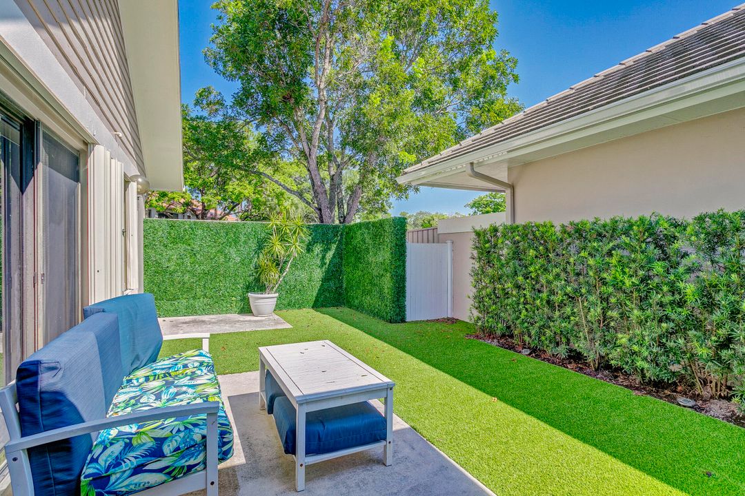 Active With Contract: $15,000 (3 beds, 2 baths, 2381 Square Feet)