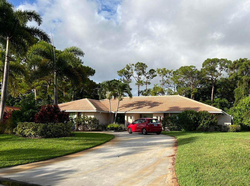 Recently Sold: $725,000 (3 beds, 3 baths, 2778 Square Feet)