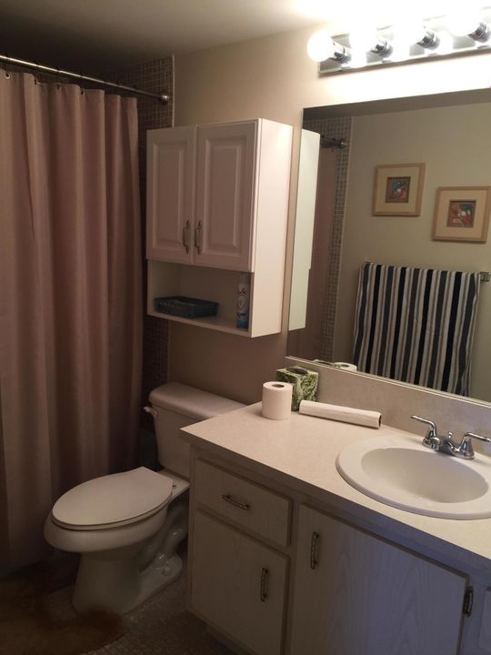 Недавно арендовано: $2,900 (2 спален, 2 ванн, 916 Квадратных фут)