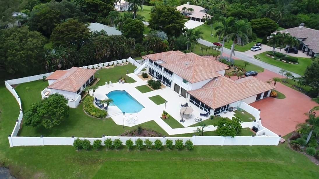 Recently Sold: $5,999,999 (7 beds, 5 baths, 7317 Square Feet)