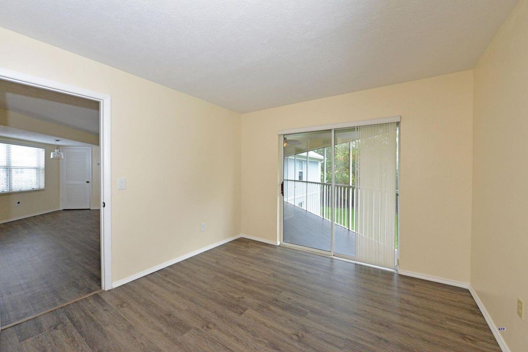 Active With Contract: $2,000 (2 beds, 2 baths, 1200 Square Feet)