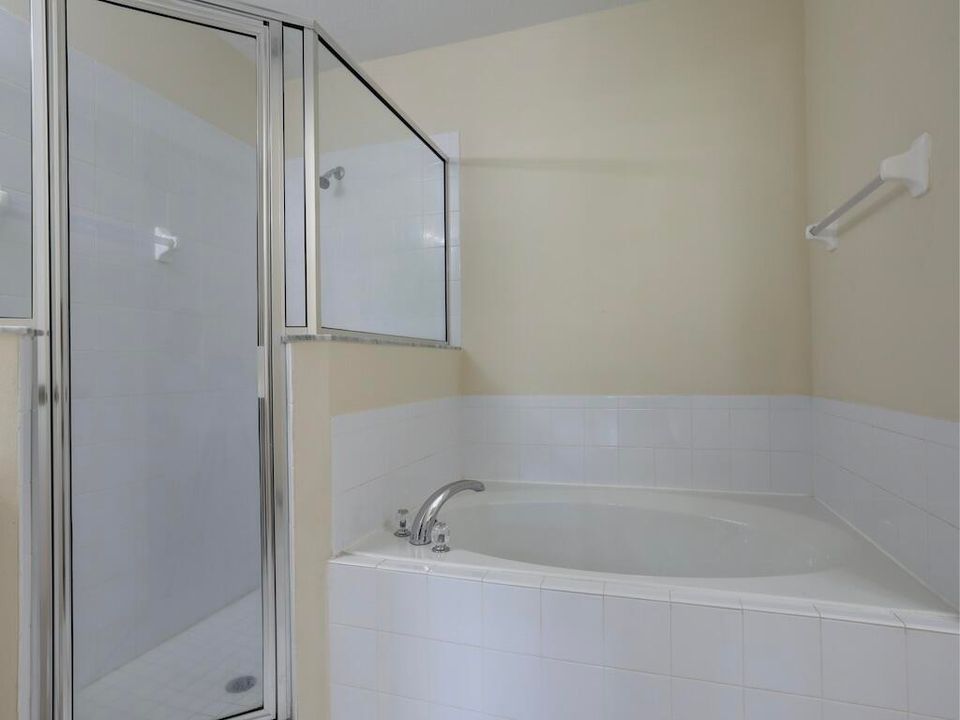 最近售出: $309,900 (3 贝兹, 2 浴室, 1764 平方英尺)