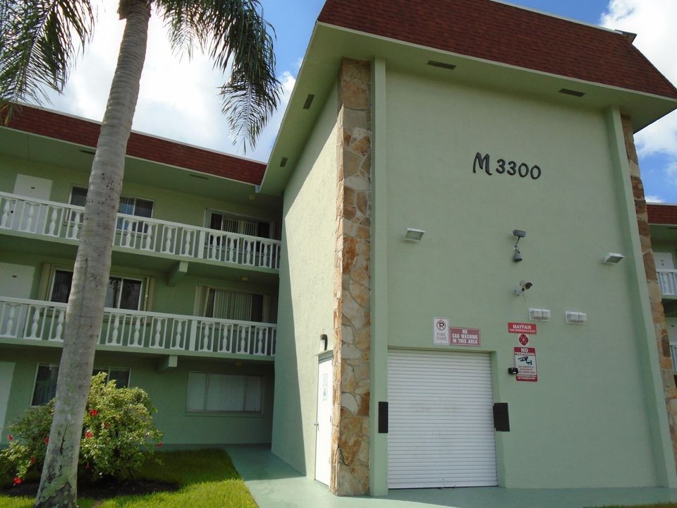 最近售出: $75,000 (1 贝兹, 1 浴室, 660 平方英尺)