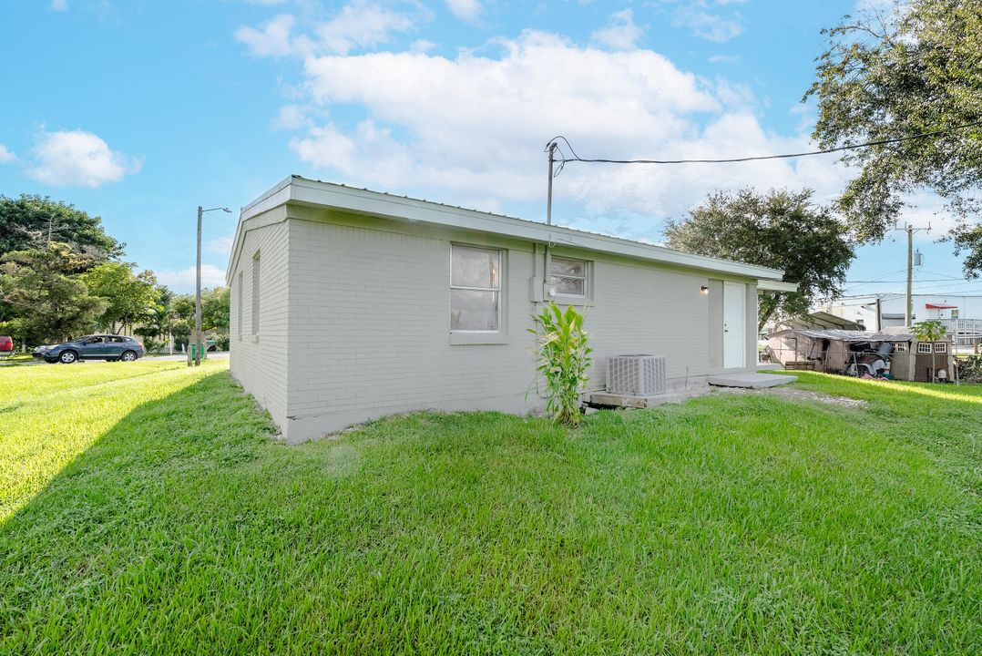 Recently Sold: $199,900 (3 beds, 1 baths, 1008 Square Feet)