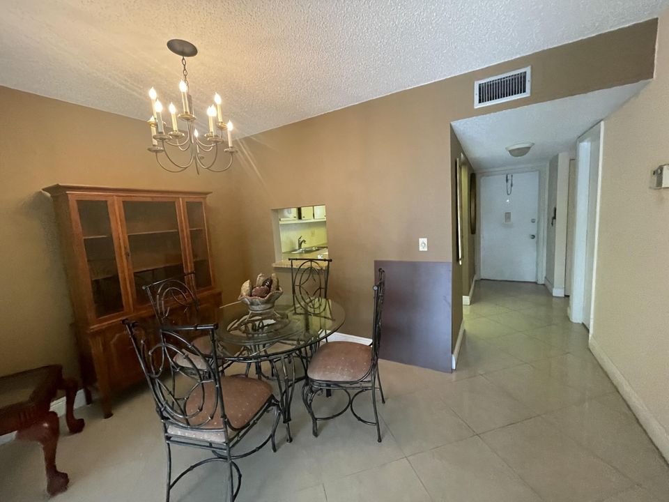 Recently Sold: $109,900 (1 beds, 1 baths, 800 Square Feet)