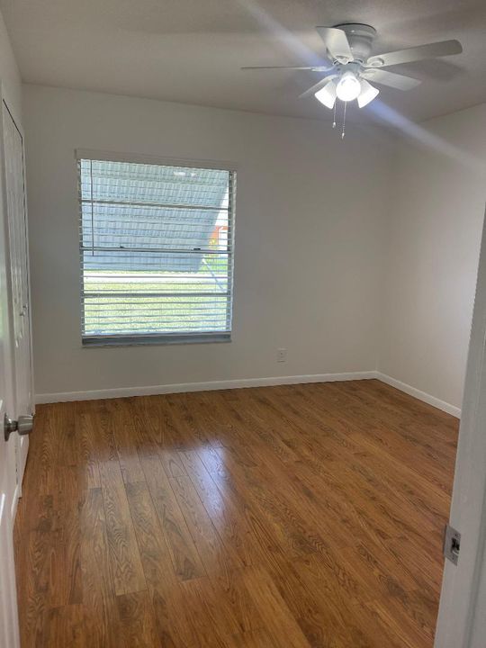 Recently Rented: $2,800 (3 beds, 2 baths, 1325 Square Feet)