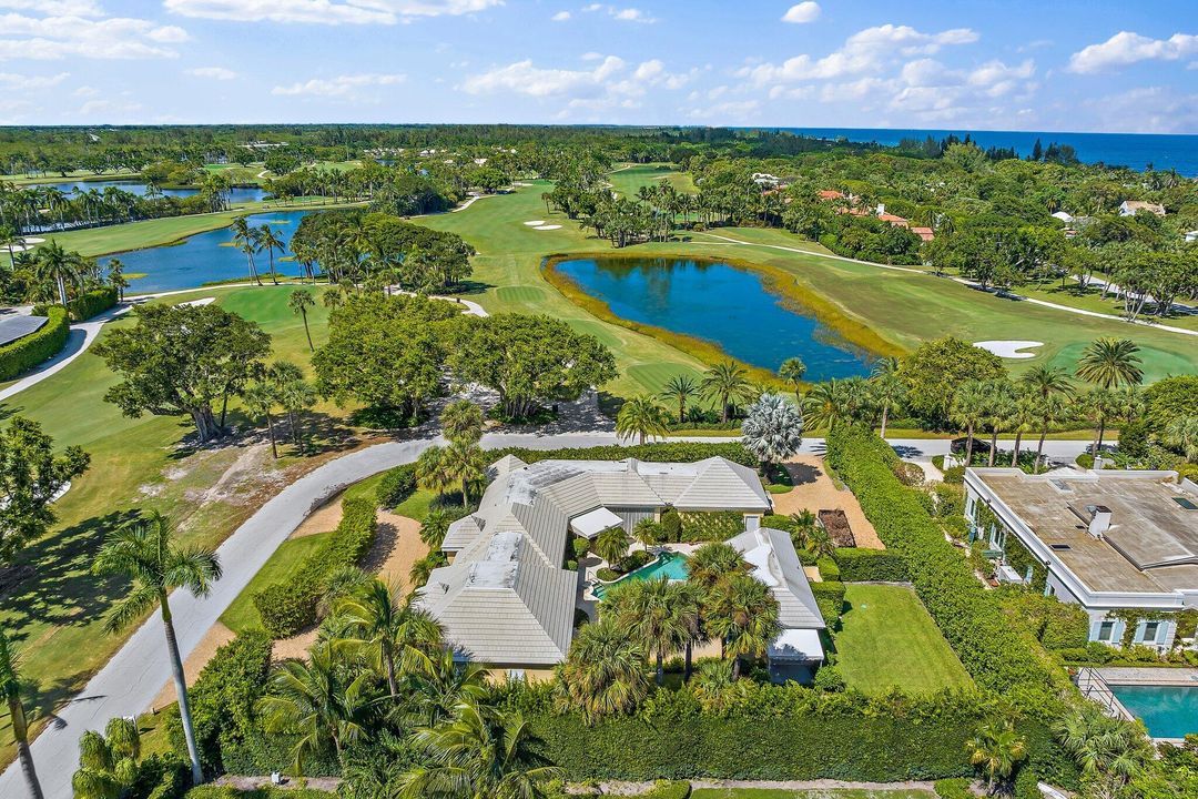 Recently Sold: $6,900,000 (4 beds, 5 baths, 3938 Square Feet)