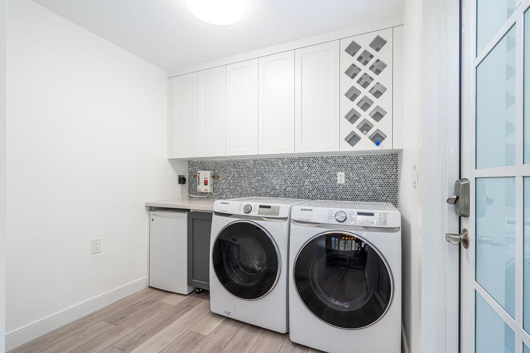 Active With Contract: $7,500 (2 beds, 2 baths, 1559 Square Feet)