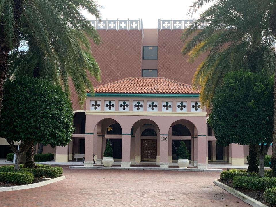 Недавно арендовано: $9,500 (2 спален, 2 ванн, 1706 Квадратных фут)