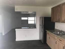 Active With Contract: $1,500 (2 beds, 1 baths, 1200 Square Feet)