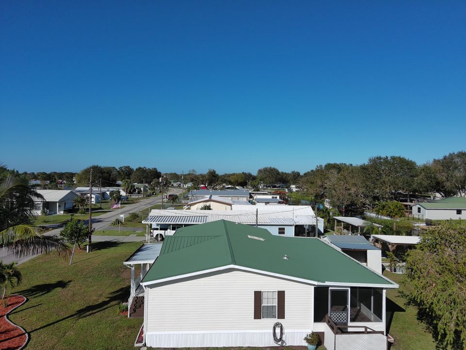 Active With Contract: $249,000 (3 beds, 2 baths, 1680 Square Feet)