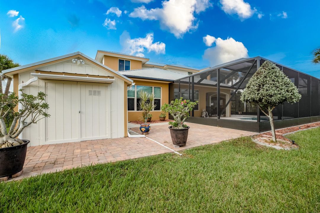 Recently Sold: $1,000,000 (3 beds, 3 baths, 3405 Square Feet)