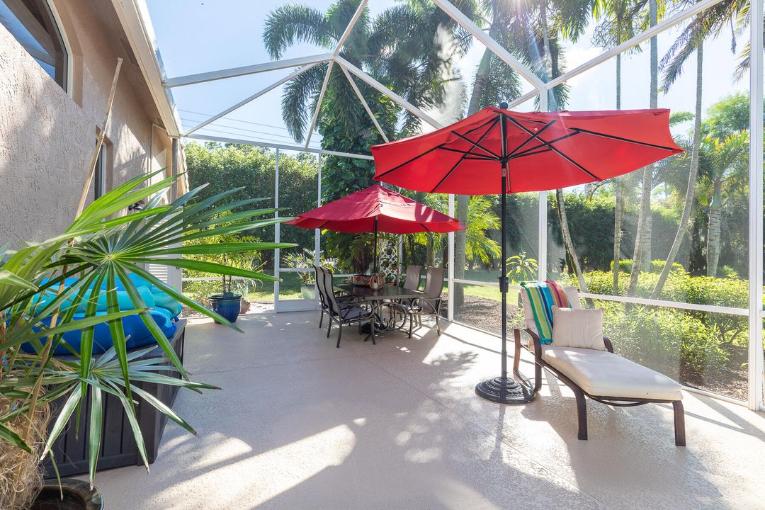 Recently Sold: $859,000 (3 beds, 3 baths, 2858 Square Feet)