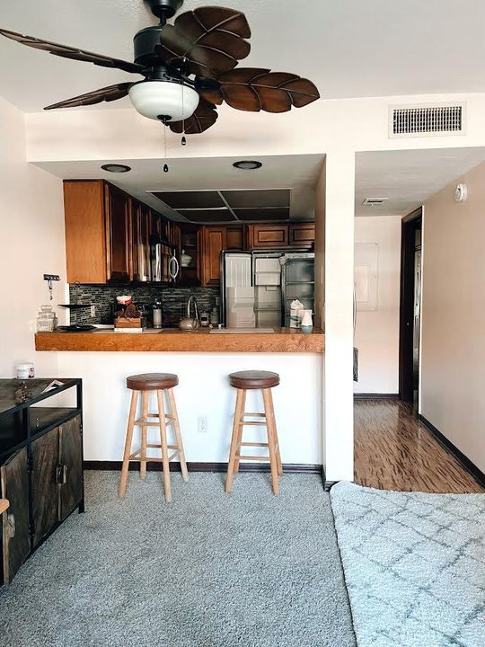 Recently Sold: $95,000 (1 beds, 1 baths, 736 Square Feet)