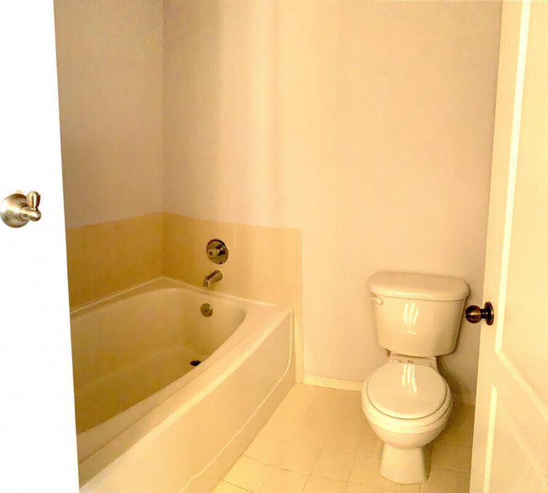 最近租的: $2,275 (2 贝兹, 2 浴室, 1143 平方英尺)