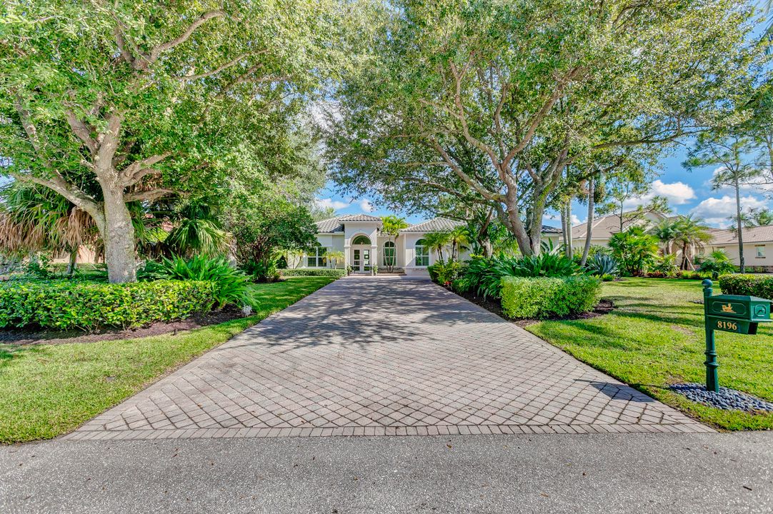 Recently Sold: $1,450,000 (3 beds, 3 baths, 2758 Square Feet)