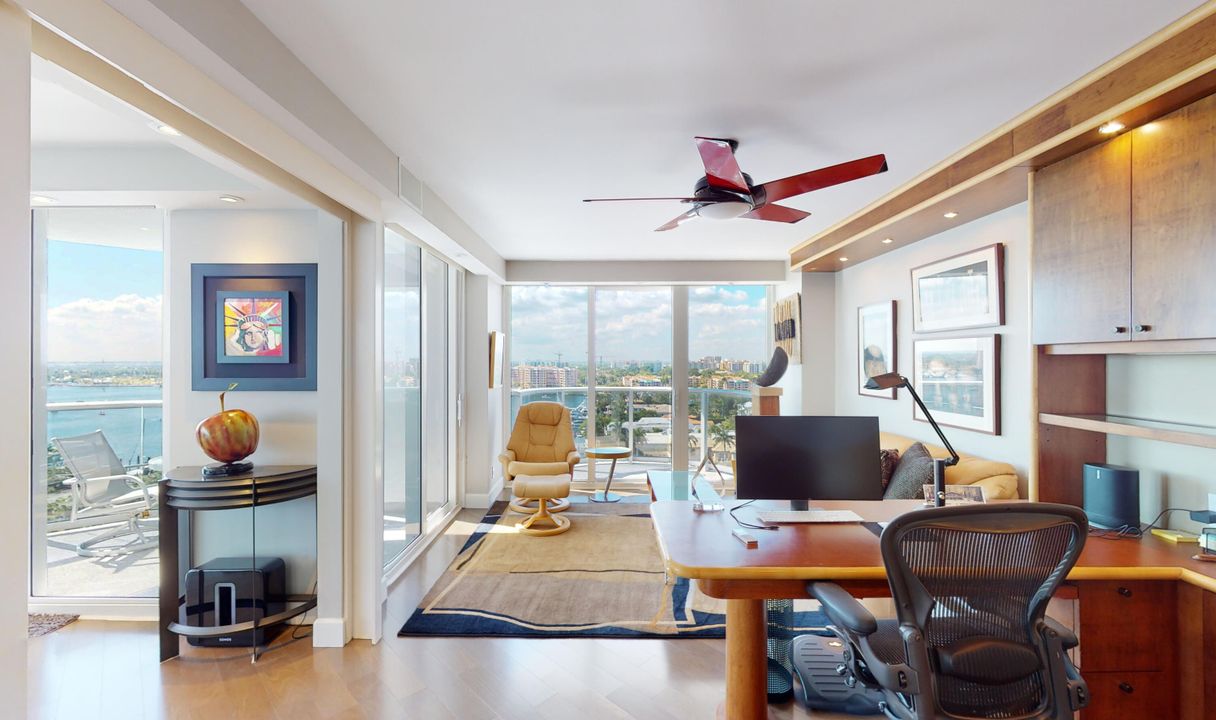 Active With Contract: $2,650,000 (3 beds, 3 baths, 2296 Square Feet)