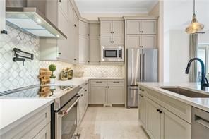 Active With Contract: $1,550,000 (3 beds, 3 baths, 3001 Square Feet)