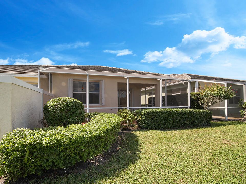 Active With Contract: $400,000 (3 beds, 2 baths, 1549 Square Feet)