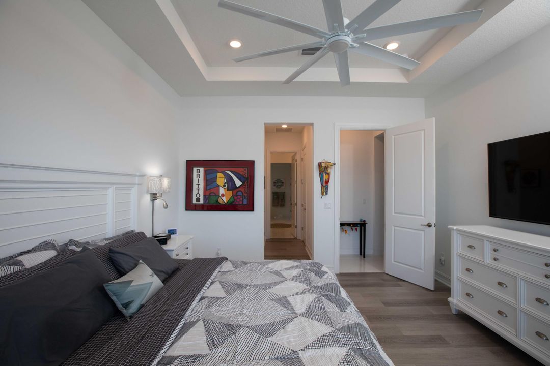 Active With Contract: $875,000 (3 beds, 2 baths, 2100 Square Feet)