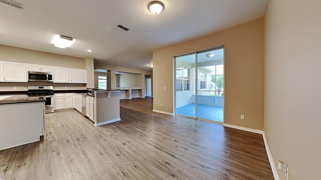 Active With Contract: $378,900 (3 beds, 2 baths, 2096 Square Feet)