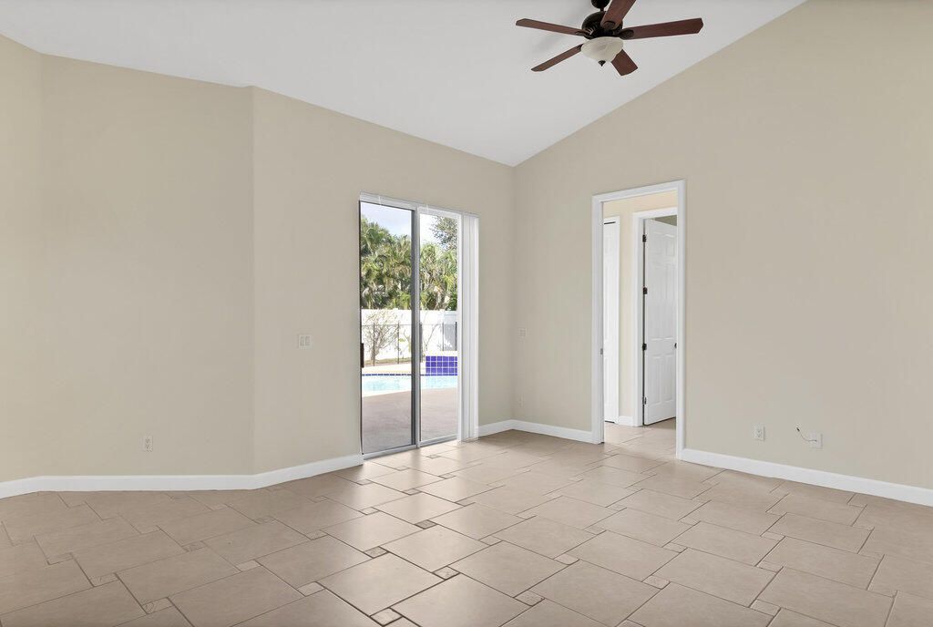 Active With Contract: $550,000 (4 beds, 3 baths, 2365 Square Feet)