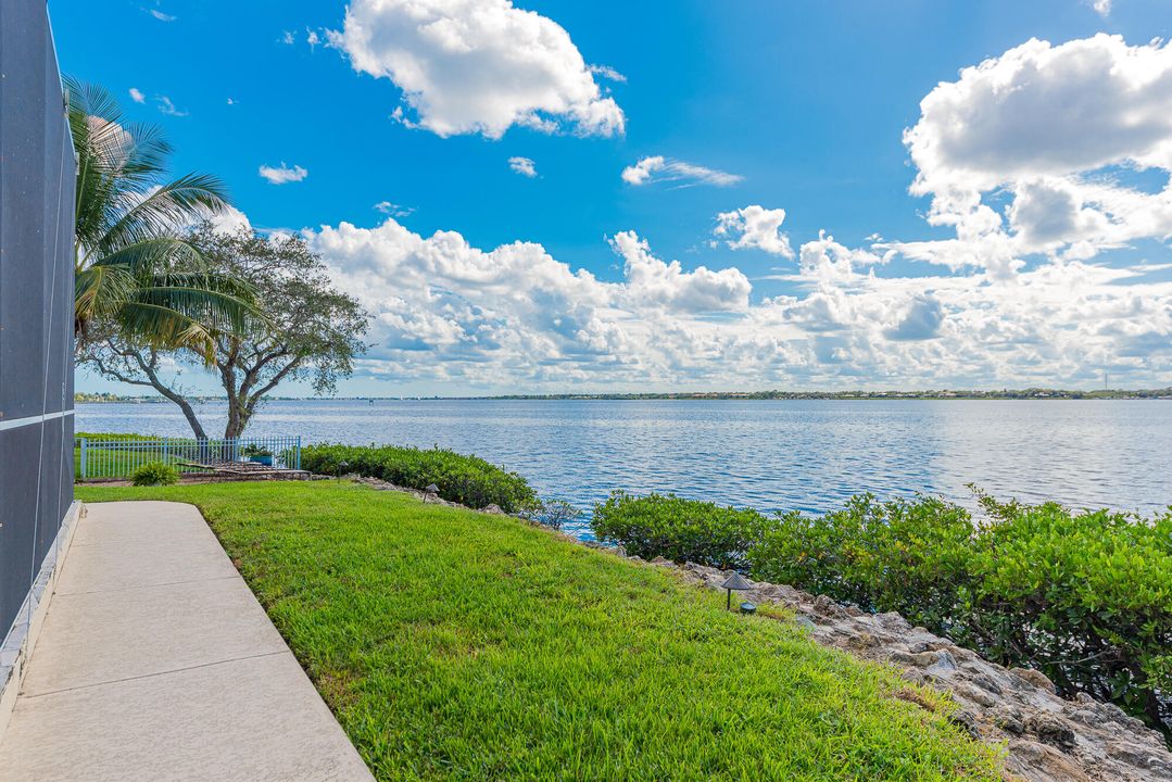 Active With Contract: $2,250,000 (4 beds, 5 baths, 3876 Square Feet)