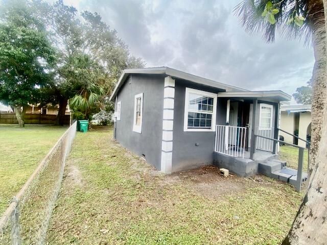 Recently Sold: $99,999 (2 beds, 1 baths, 672 Square Feet)