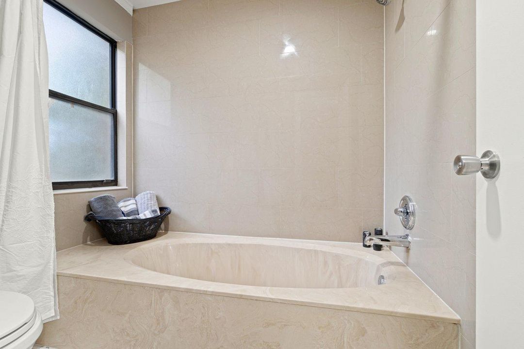 Недавно арендовано: $5,250 (3 спален, 2 ванн, 1300 Квадратных фут)