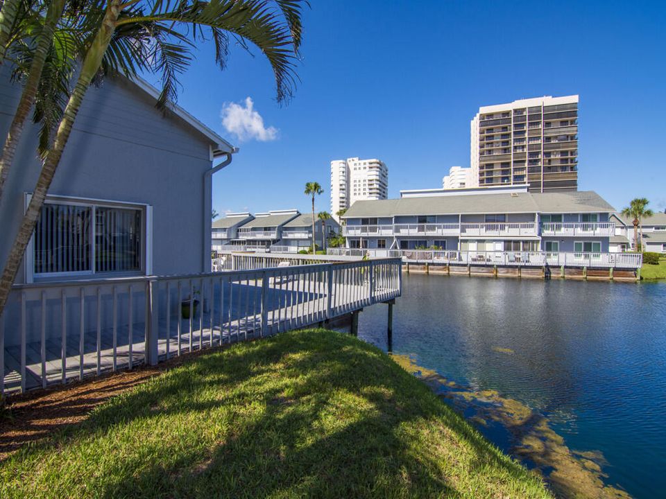 Active With Contract: $559,000 (3 beds, 2 baths, 2349 Square Feet)