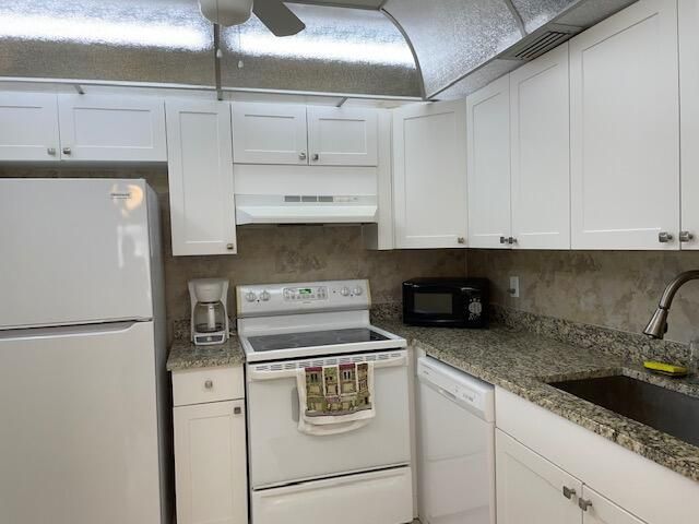 Recently Sold: $139,000 (1 beds, 1 baths, 726 Square Feet)
