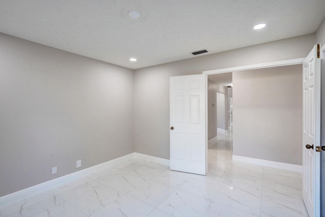 Active With Contract: $5,000 (4 beds, 2 baths, 2638 Square Feet)
