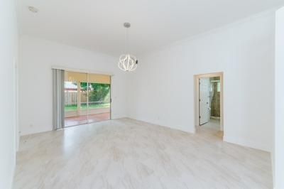 Active With Contract: $3,400 (3 beds, 2 baths, 1506 Square Feet)