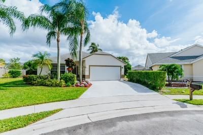 Active With Contract: $3,400 (3 beds, 2 baths, 1506 Square Feet)