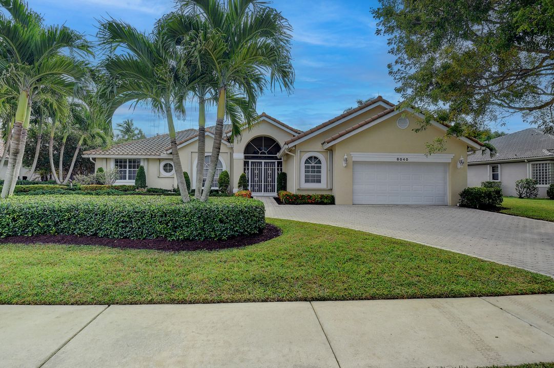 Active With Contract: $875,000 (4 beds, 3 baths, 3202 Square Feet)