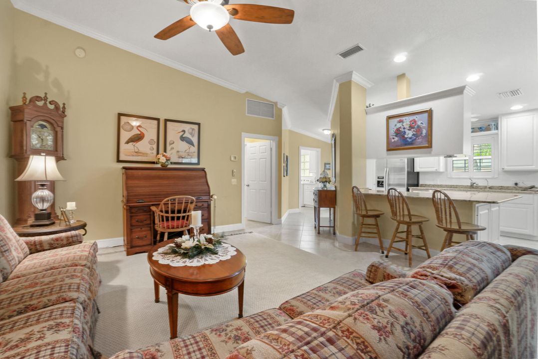 Active With Contract: $459,900 (2 beds, 2 baths, 1526 Square Feet)