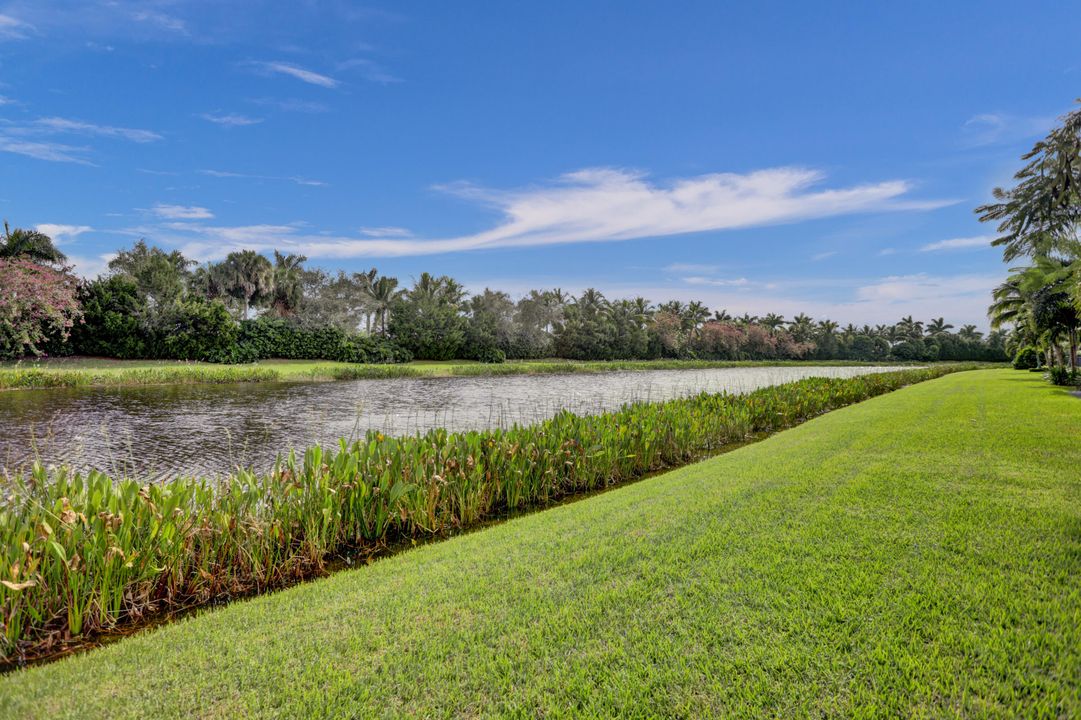 Active With Contract: $1,390,000 (3 beds, 3 baths, 3060 Square Feet)