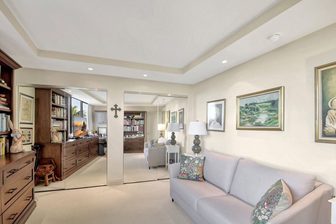 Active With Contract: $1,195,000 (2 beds, 2 baths, 1519 Square Feet)