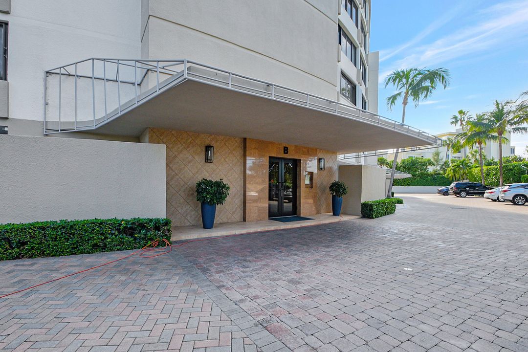 Active With Contract: $1,195,000 (2 beds, 2 baths, 1519 Square Feet)