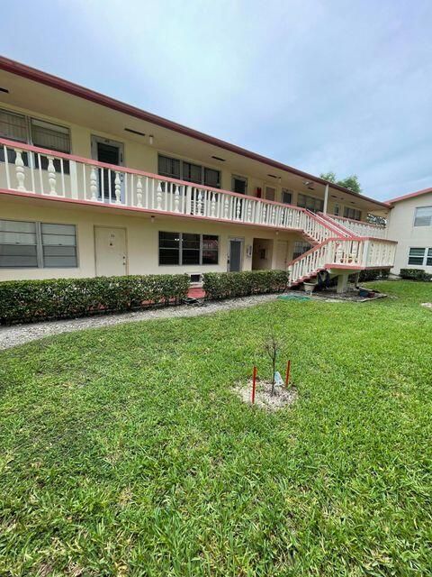 Recently Sold: $99,000 (1 beds, 1 baths, 570 Square Feet)