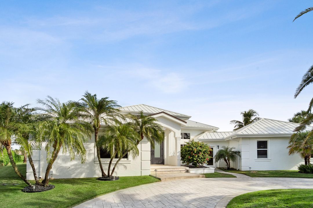 Active With Contract: $3,460,000 (4 beds, 3 baths, 3850 Square Feet)