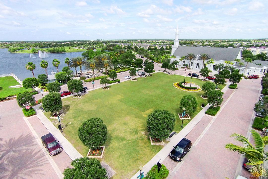 Active With Contract: $750,000 (2 beds, 2 baths, 2580 Square Feet)