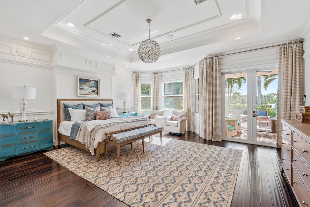 Active With Contract: $1,550,000 (4 beds, 4 baths, 3668 Square Feet)