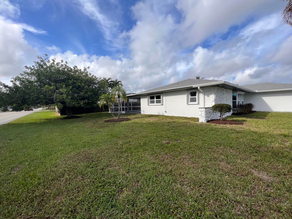 Active With Contract: $765,000 (3 beds, 2 baths, 1773 Square Feet)