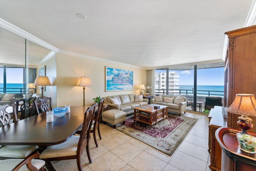 Active With Contract: $775,000 (2 beds, 2 baths, 1340 Square Feet)