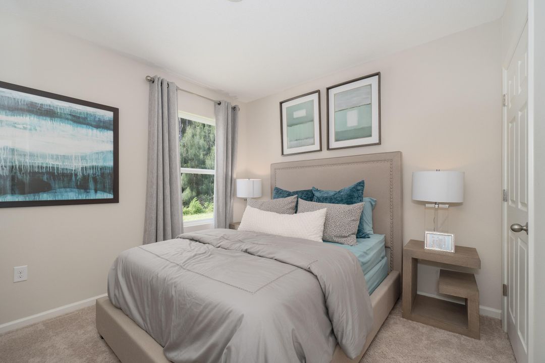 Active With Contract: $390,230 (4 beds, 2 baths, 1828 Square Feet)