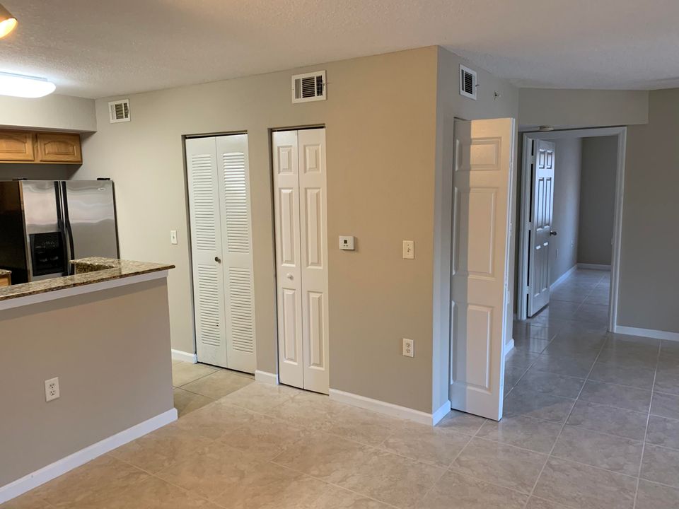 Active With Contract: $2,000 (3 beds, 2 baths, 1321 Square Feet)